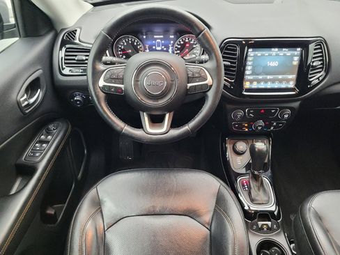 Used 2018 Jeep Compass Limited w/ Navigation Group AWD/4WD image 22