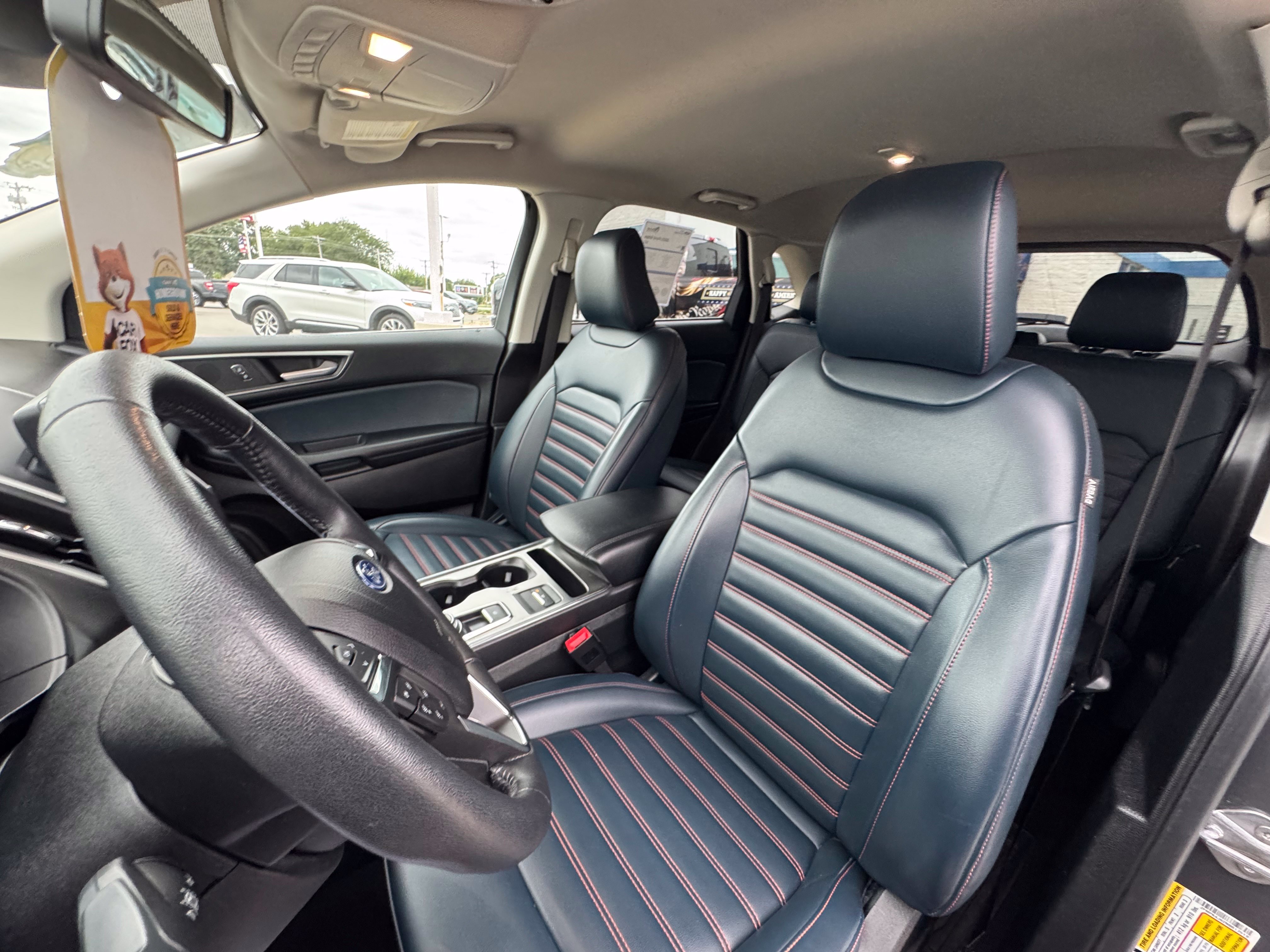 Certified 2022 Ford Edge SEL w/ Sport Appearance Package AWD/4WD image 30
