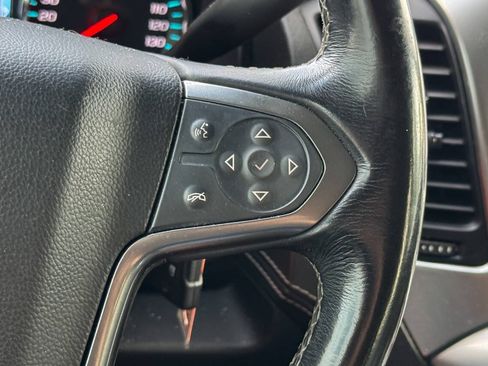 Used 2018 Chevrolet Suburban LT AWD/4WD image 24
