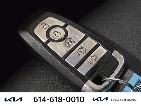 Used 2018 Ford Edge Titanium w/ Equipment Group 301A FWD image 34