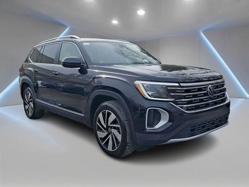 Certified 2024 Volkswagen Atlas SEL image 3