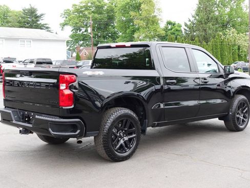 Used 2023 Chevrolet Silverado 1500 Custom w/ LPO, Dark Essentials Package AWD/4WD image 4