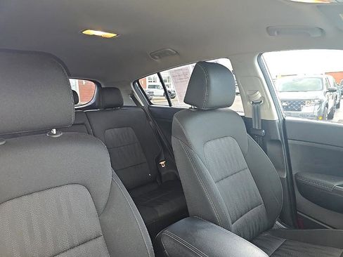 Used 2022 Kia Sportage LX image 34