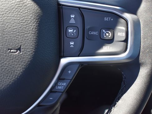 New 2026 RAM 3500 Big Horn AWD/4WD image 27