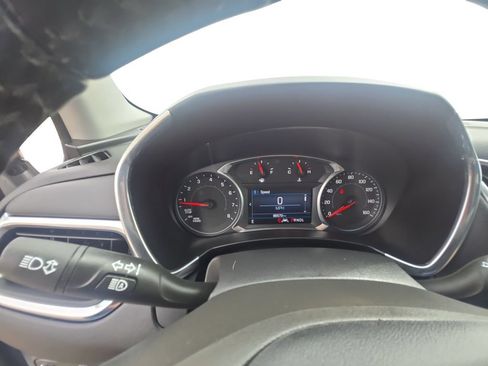 Used 2021 Chevrolet Equinox LT AWD/4WD image 14
