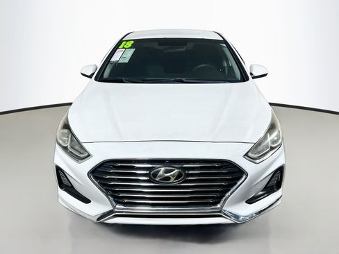 Used 2018 Hyundai Sonata SE FWD image 11