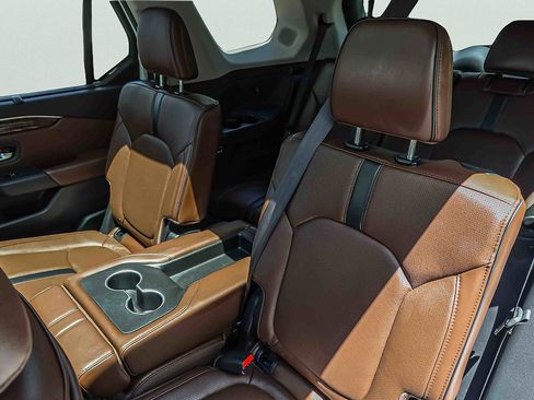 Used 2023 Honda Pilot Elite image 21