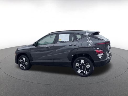 Used 2025 Hyundai Kona SEL image 10