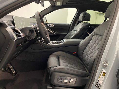 New 2026 BMW X6 xDrive40i w/ Climate Comfort Package image 4