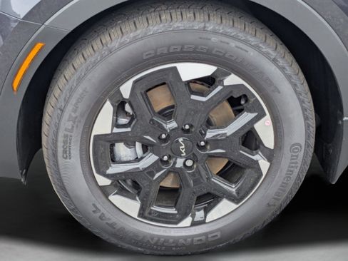 New 2026 Kia Sorento S FWD image 29