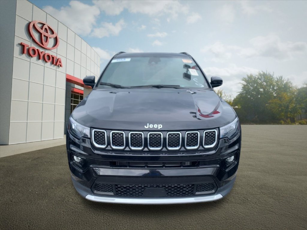 Used 2023 Jeep Compass Limited AWD/4WD image 6