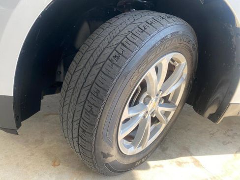 Used 2016 Chevrolet Equinox LT w/ Convenience Package image 11