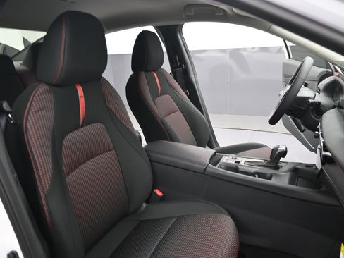 New 2026 Nissan Sentra SR FWD image 25