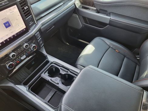 Used 2024 Ford F250 Lariat image 22