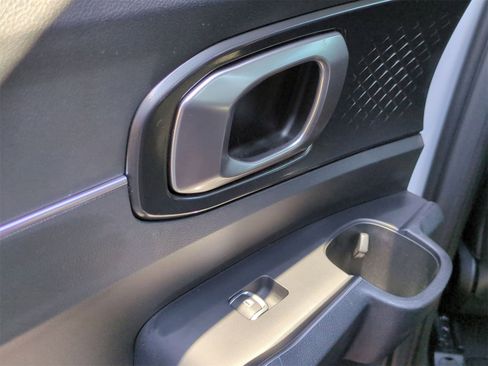 Used 2023 Kia Sorento S w/ Panoramic Sunroof Package image 23