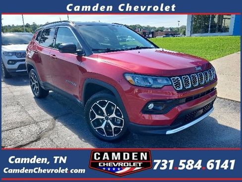 Used 2025 Jeep Compass Limited AWD/4WD image 1