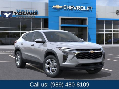 New 2026 Chevrolet Trax LS w/ LS Convenience Package image 7