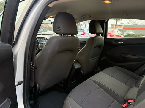 Used 2017 Chevrolet Cruze LT w/ Convenience Package image 13