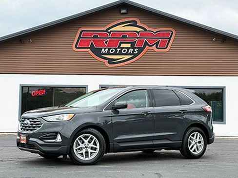 Used 2021 Ford Edge SEL w/ Cargo Accessory Package FWD image 3