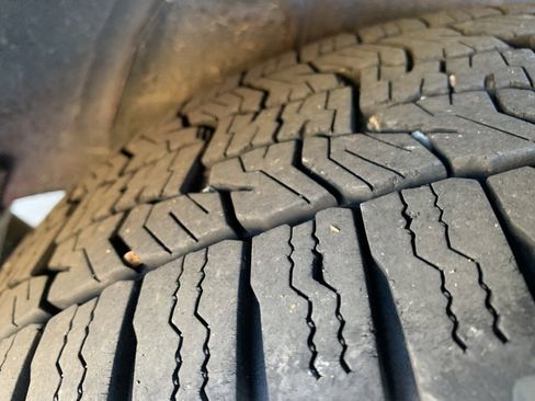 Used 2017 Toyota RAV4 LE image 12