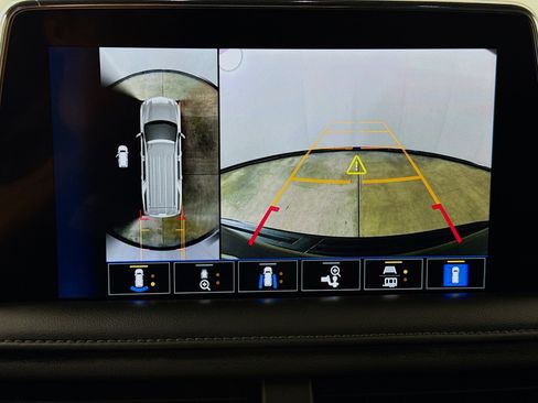 Used 2023 Chevrolet Tahoe LT w/ LT Signature Plus Package image 14