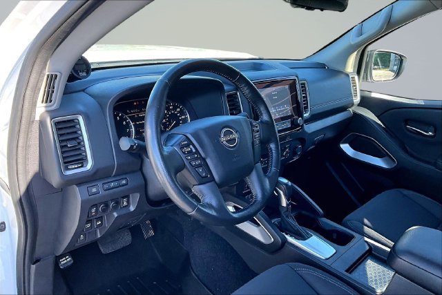 Used 2023 Nissan Frontier SV w/ SV Convenience Package AWD/4WD image 16