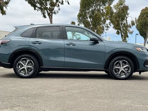 Certified 2024 Honda HR-V EX-L image 3