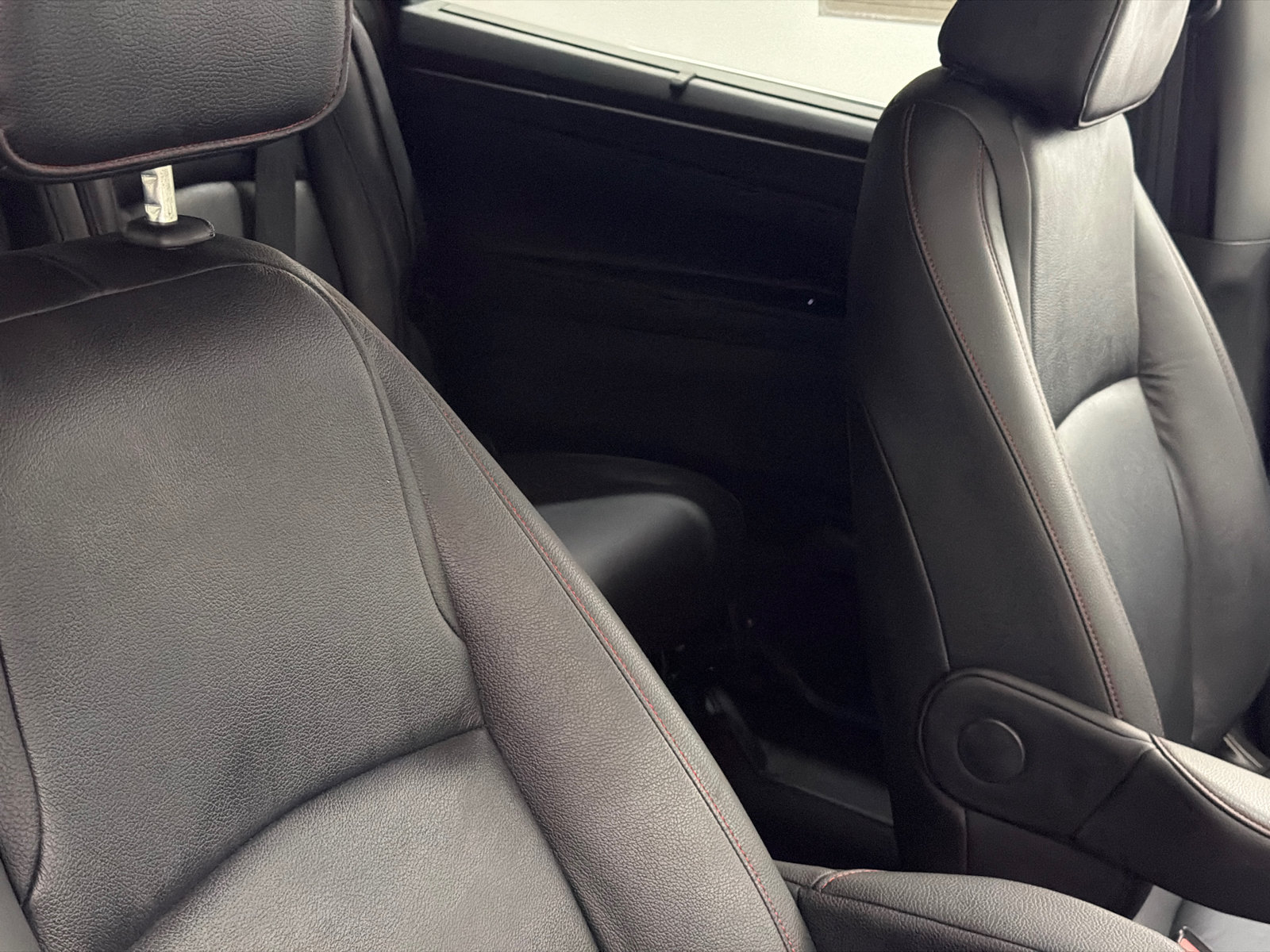 Used 2025 Honda Odyssey Sport-L image 11