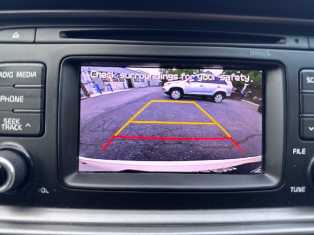 Used 2017 Kia Optima LX FWD image 22