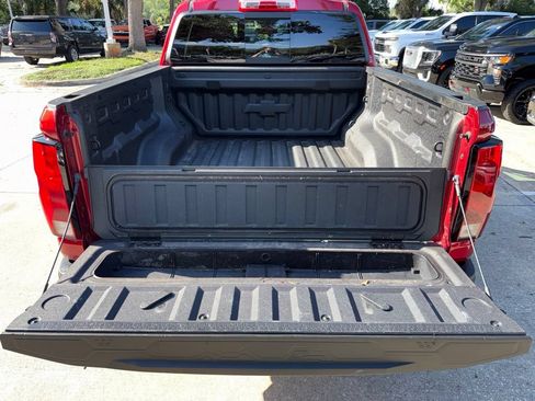 Used 2023 Chevrolet Colorado Trail Boss w/ Technology Package AWD/4WD image 31