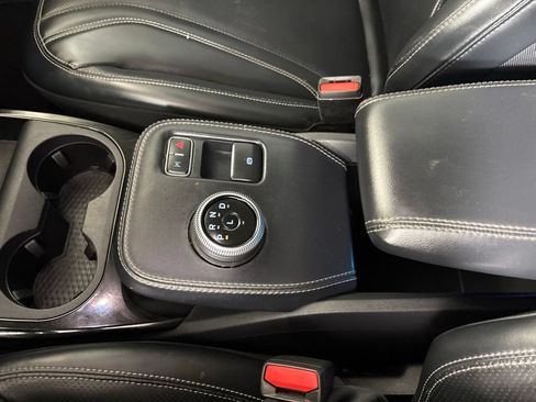 Used 2023 Ford Mustang Mach-E Premium AWD/4WD image 45