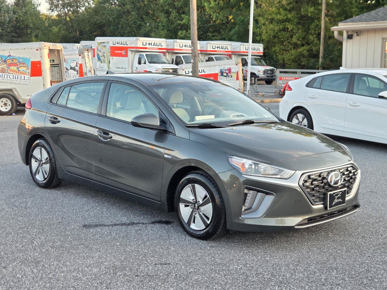 Used 2020 Hyundai Ioniq Blue FWD image 4