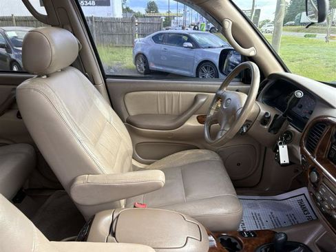 Used 2002 Toyota Sequoia Limited AWD/4WD image 23