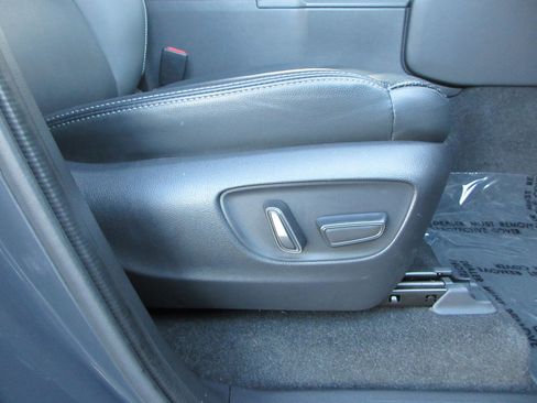 Used 2024 Toyota Land Cruiser image 25