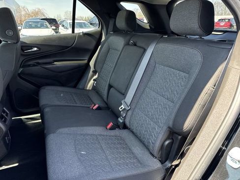 Used 2022 Chevrolet Equinox LT FWD image 23