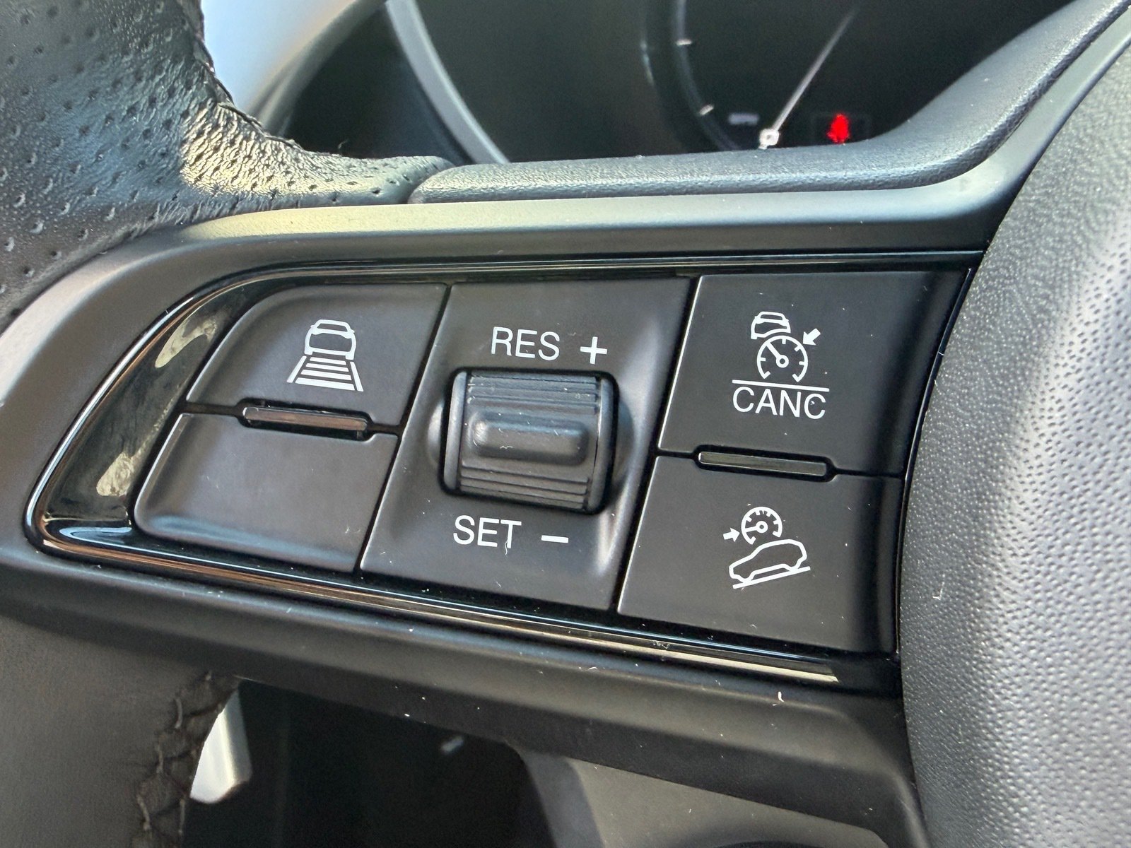 Used 2024 Alfa Romeo Stelvio Sprint RWD image 31
