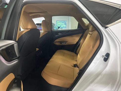 Used 2026 Lexus NX 350h AWD w/ Cold Area Package image 23