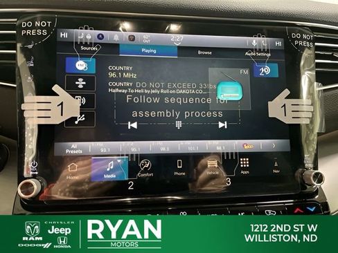 New 2026 Jeep Grand Wagoneer L Limited AWD/4WD image 32