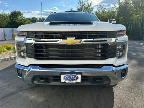 Used 2024 Chevrolet Silverado 2500 LT w/ All Star Edition AWD/4WD image 8