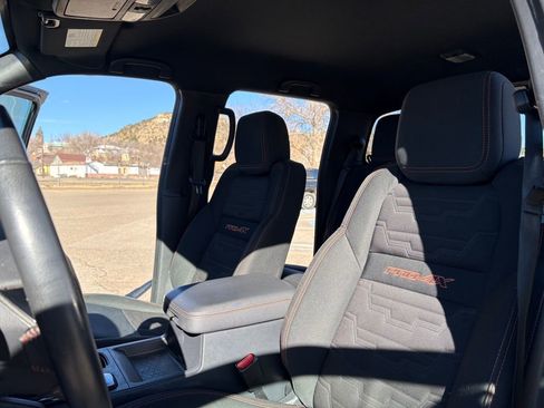 Used 2022 Nissan Frontier PRO-4X w/ Off-Road Protection Package image 11