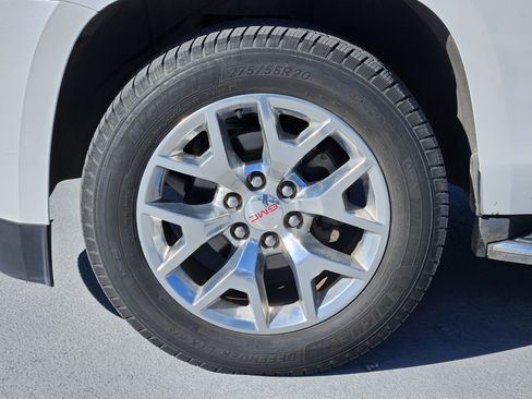 Used 2017 GMC Yukon SLT w/ Open Road Package image 13