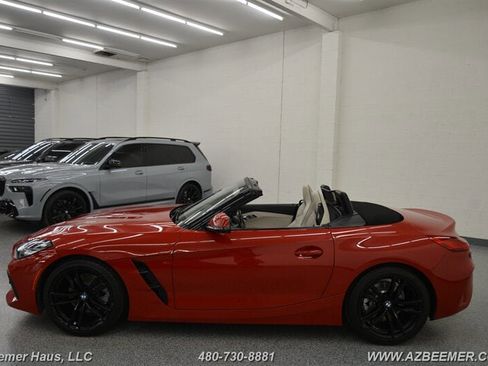 Used 2019 BMW Z4 sDrive30i w/ M Sport Package image 5