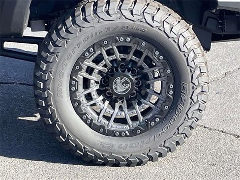 New 2025 Ford F250 Lariat w/ Lariat Ultimate Package image 39