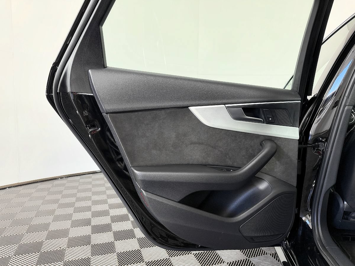 Used 2019 Audi S4 Premium w/ Convenience Package AWD/4WD image 37