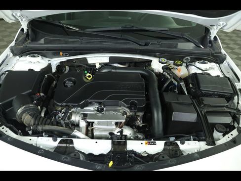 Used 2024 Chevrolet Malibu LT FWD image 17