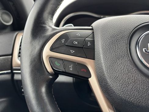 Used 2016 Jeep Grand Cherokee Limited image 18