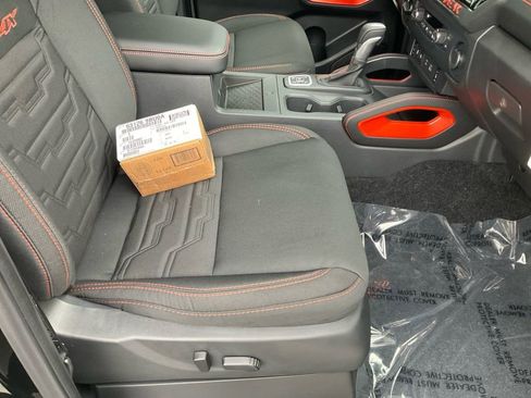 New 2026 Nissan Frontier PRO-4X image 27