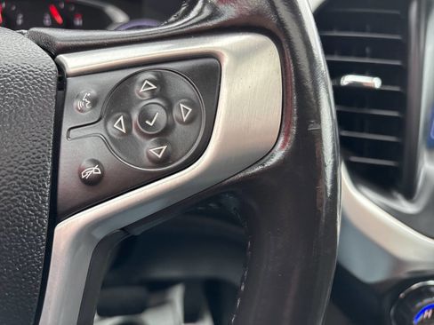 Used 2019 GMC Acadia SLT image 16