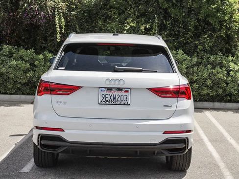 Used 2023 Audi Q3 2.0T Premium Plus w/ Premium Plus Package AWD/4WD image 9