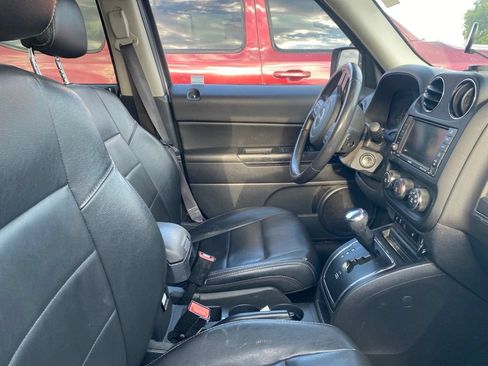 Used 2016 Jeep Patriot High Altitude AWD/4WD image 7